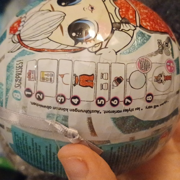 LOL Surprise Girls Holiday Present Suprise Doll Sleigh Babe W/ 8 Surprises - NEW - Picture 2 of 4